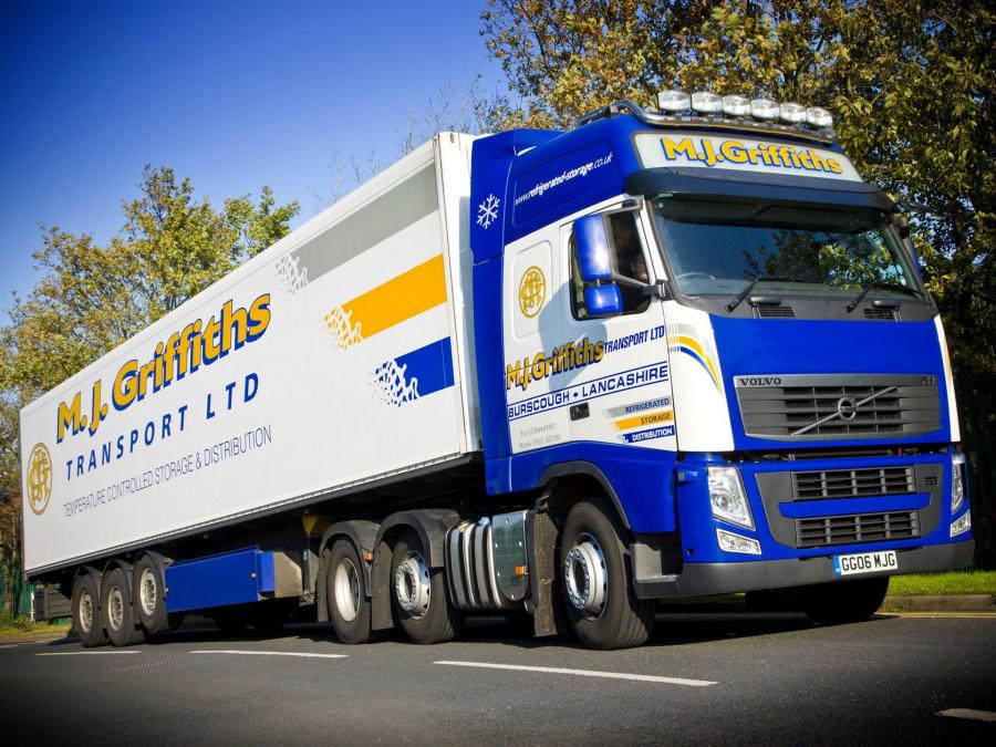  Volvo FH 500 6x2 2008 года  (UK) (фото 9 из 14)